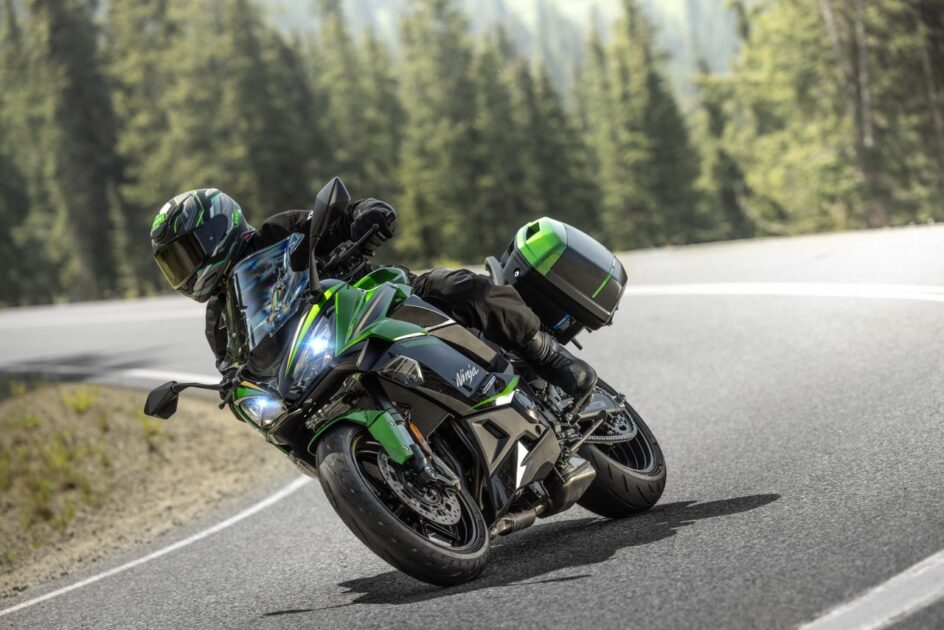 Kawasaki Ninja 1100SX Engine