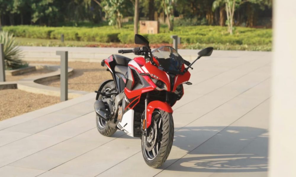 Bajaj Pulsar RS200 New Design