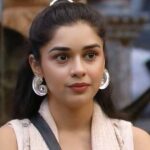 Eisha Singh Called As Chugli Aunty